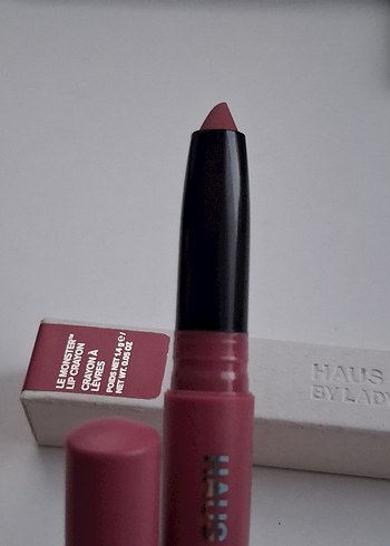 HAUS LABS BY LADY GAGA 
Le Monster Lip Crayon Vegan Lipstick - Görsel 7
