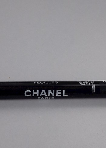 Chanel Stylo Yeux Waterproof Eyeliner 914 Feuilles
Göz kalemi - Görsel 6