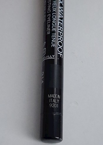 Chanel Stylo Yeux Waterproof Eyeliner 914 Feuilles
Göz kalemi - Görsel 4