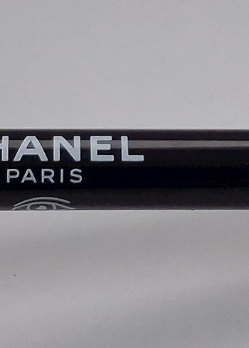 Chanel Stylo Yeux Waterproof Eyeliner 914 Feuilles
Göz kalemi - Görsel 8