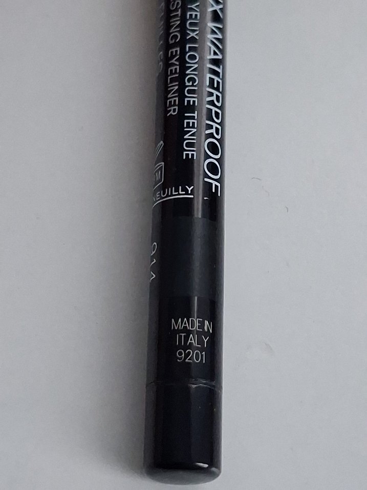 Chanel Stylo Yeux Waterproof Eyeliner 914 Feuilles
Göz kalemi - Görsel 4