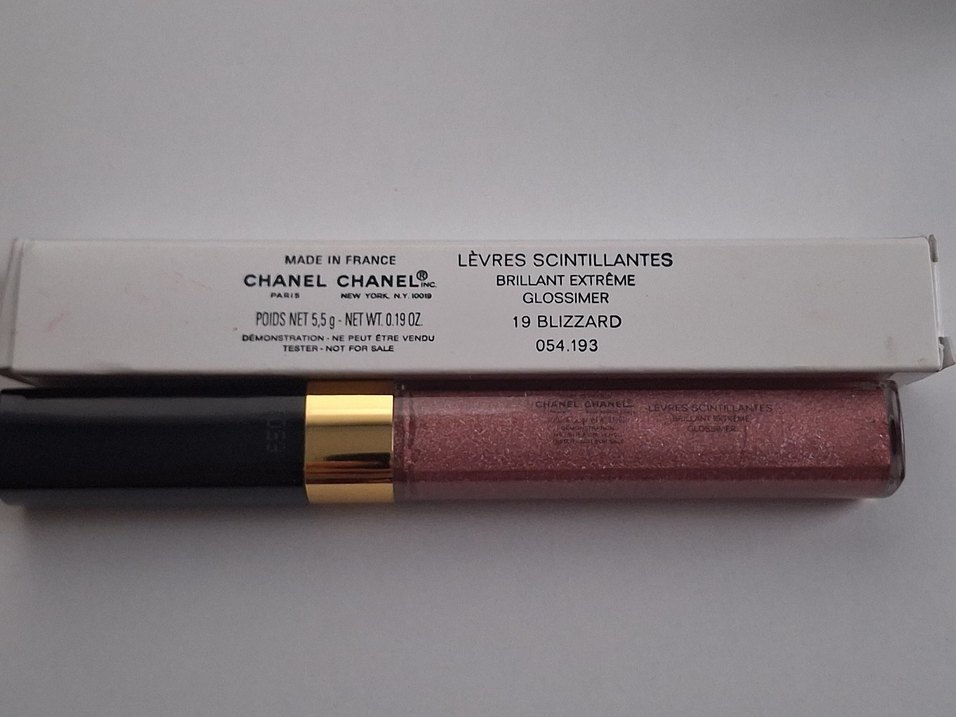 Chanel
Levres Scintillantes - No. 19 Blizzard 6ml - Görsel 5