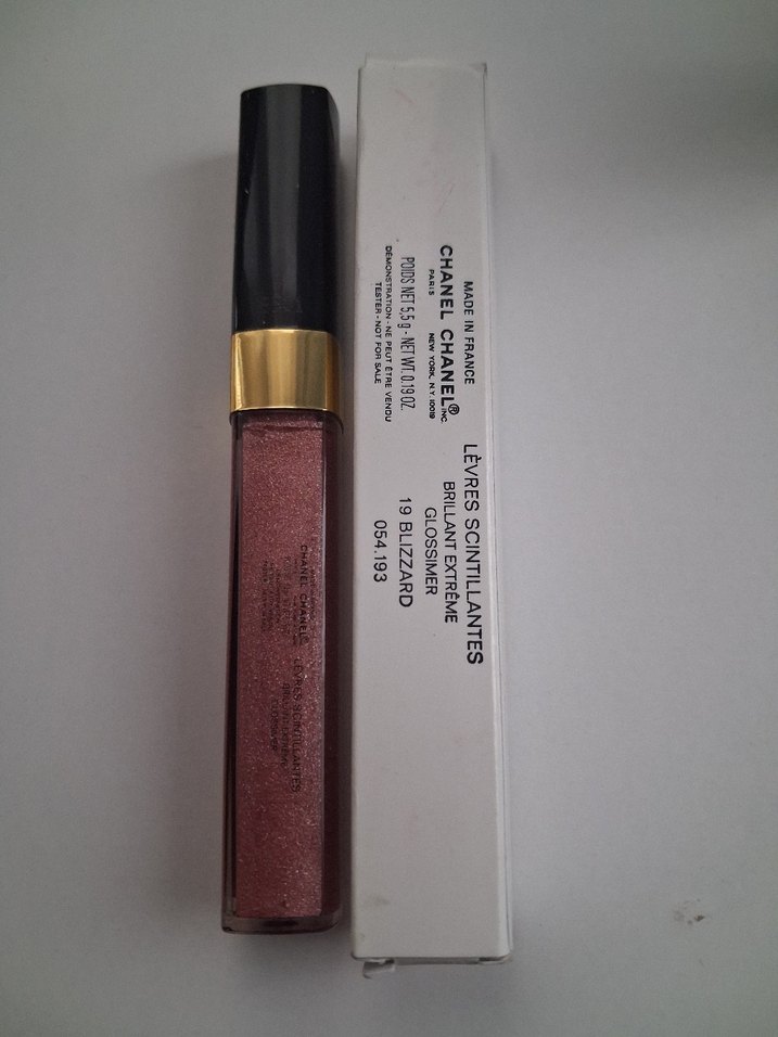 Chanel
Levres Scintillantes - No. 19 Blizzard 6ml - Görsel 2