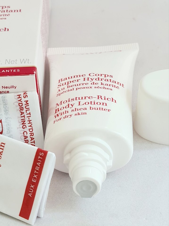 Clarins

Moisture Rich Body Lotion 30 ml Nemlendirici Losyon - Görsel 3