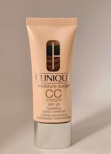 Clinique CC Moisture Surge Tinted Light