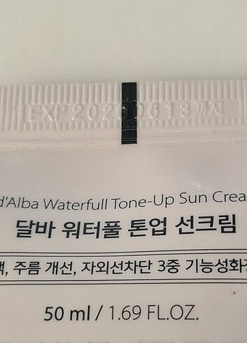  Beden Renk D'Alba Dalba Waterfull Essence Tone Up Sun Cream SPF50+ Aydınlat