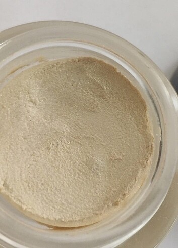Beden Shiseido The Makeup Hydro Powder Eye Shadow H12