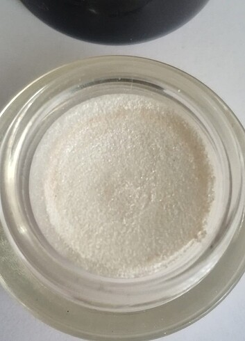 Beden Shiseido The Makeup Hydro Powder Eye Shadow H2