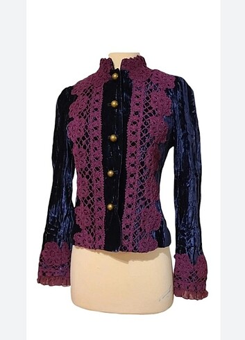 NWT Betsey Johnson blue velvet purple crochet details button dow