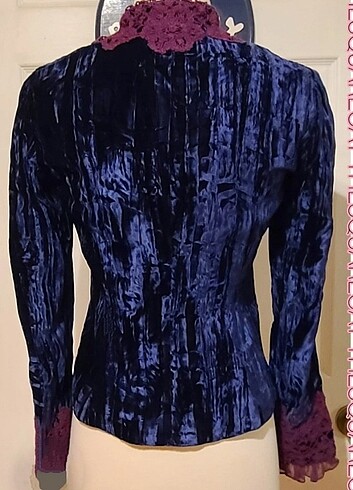 s Beden çeşitli Renk NWT Betsey Johnson blue velvet purple crochet details button dow