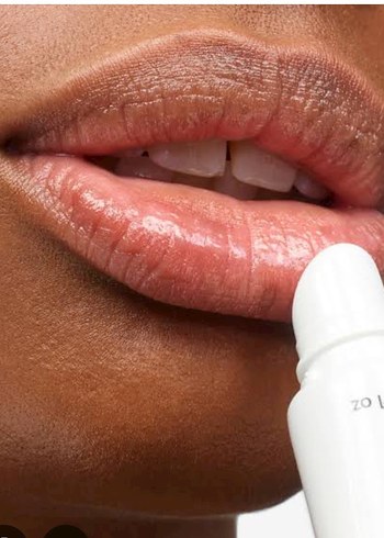 Glossier Coconut Balm Dotcom - Görsel 4