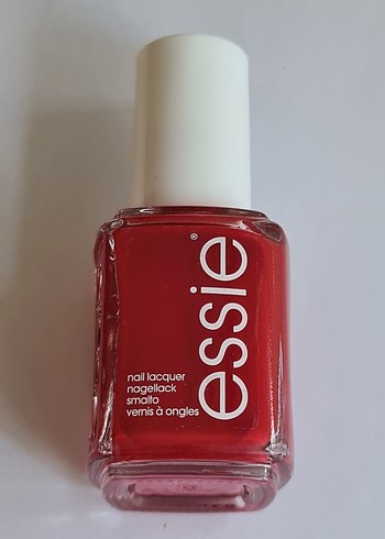 Diğer Essie Russian Roulette Oje
