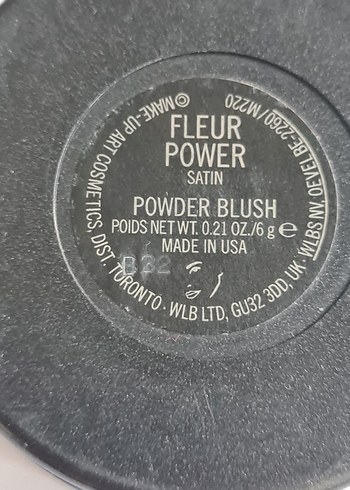Beden Mac Fleur Power Blush Allık Yumuşak parlak pembe-mercan