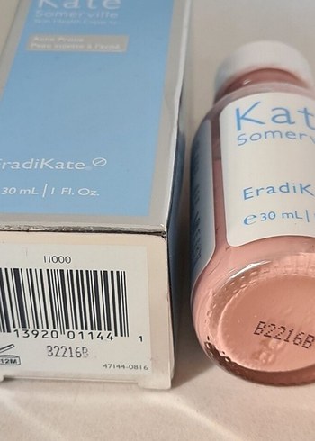 Beden Kate Somerville EradiKate Acne Prone