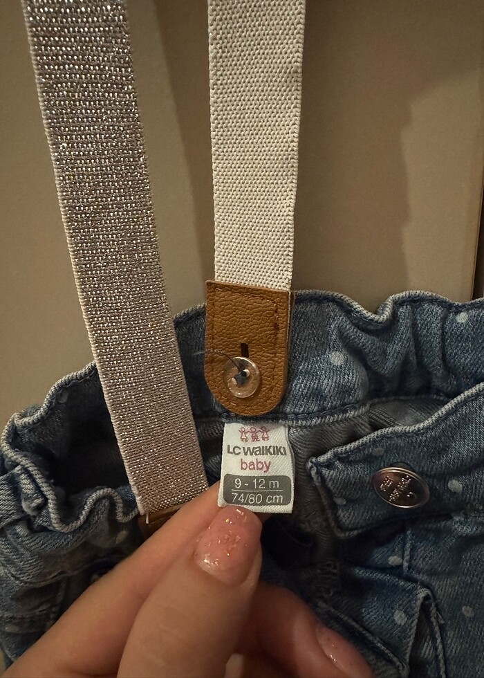 Kız bebek askılı kot şort - Görsel 3