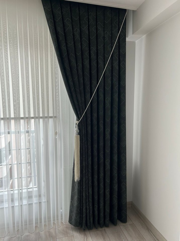 Gri Yılan Desenli Modern Klasik Perde - Görsel 4