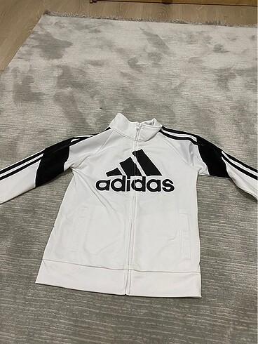 Orjinal adidas