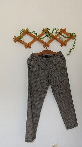 H&M H&M pantolon mevsimlik kareli