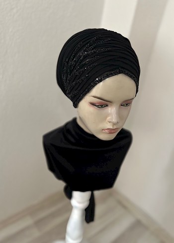 Siyah Drapeli bone
