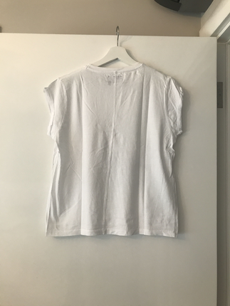 Beyaz tshirt 