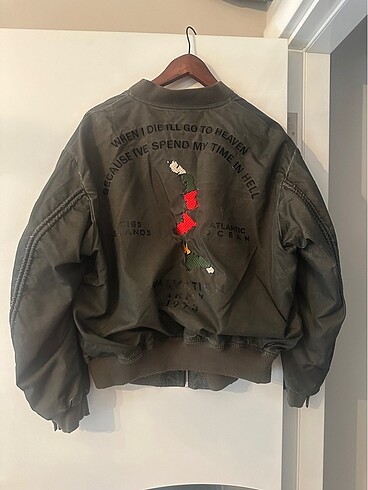 s Beden Bomber