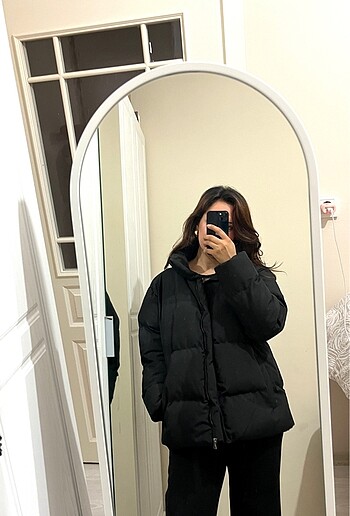 H&M Model Kadın Siyah Şişme Mont