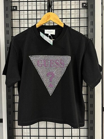 Guess Guess Kadın Beyaz Taşlı Tişört