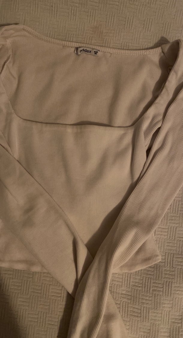 Beyaz crop - Görsel 2