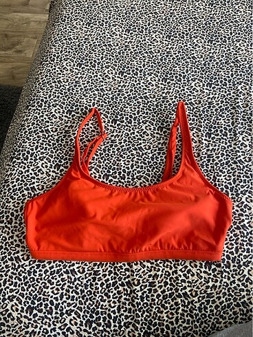 Bikini üstü