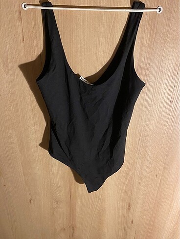 Bershka body