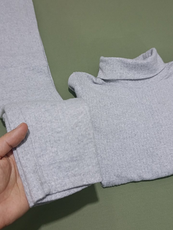 Gri Boğazlı kadın Polar Takım - Görsel 2