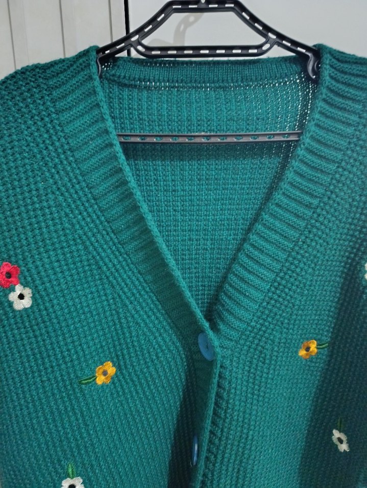 Nakışlı Yeşil Örgü Kadın Hırka - Görsel 4