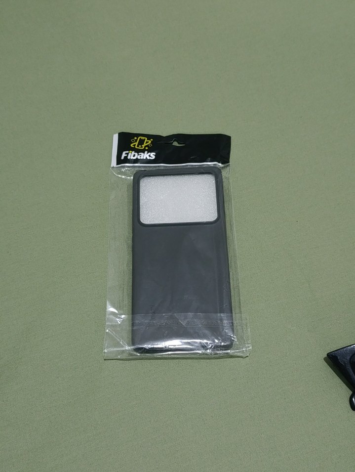 Fibaks Siyah Redmi Note 13 pro 4gTelefon Kılıfı - Görsel 2