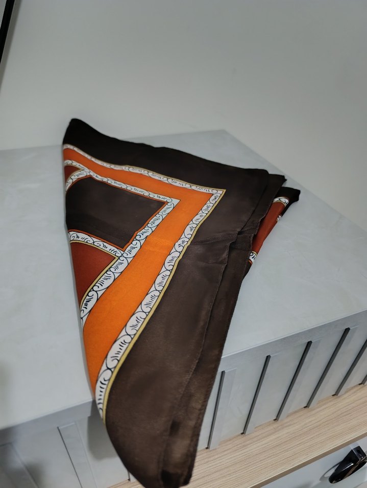 fular vintega - Görsel 2