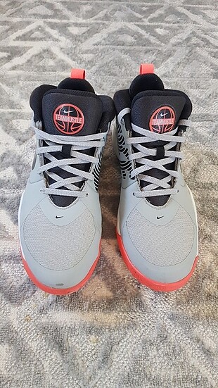 Orjinal nike basketbol ayakkabisi