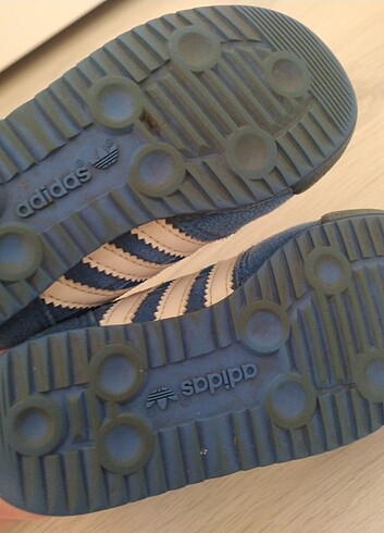 23 Beden mavi Renk Adidas Spor ayakkabı 