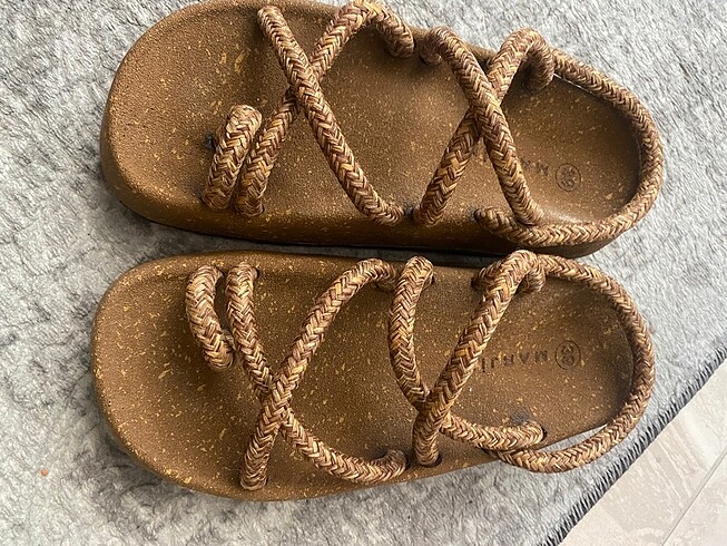 Marjin Marjin hiç kullanılmamış sandalet