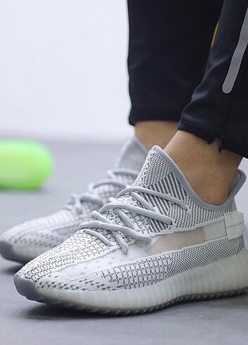 YEEZY 350 BOOST V2 EKRU KUTULU İTHAL