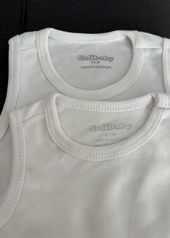 4 adet Bebek Beyaz Kolsuz Pamuklu Body - Görsel 2