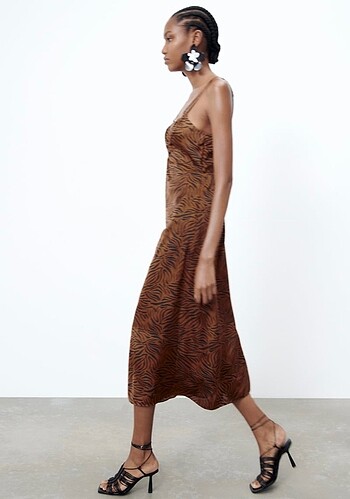xs Beden Zara Leopar Elbise
