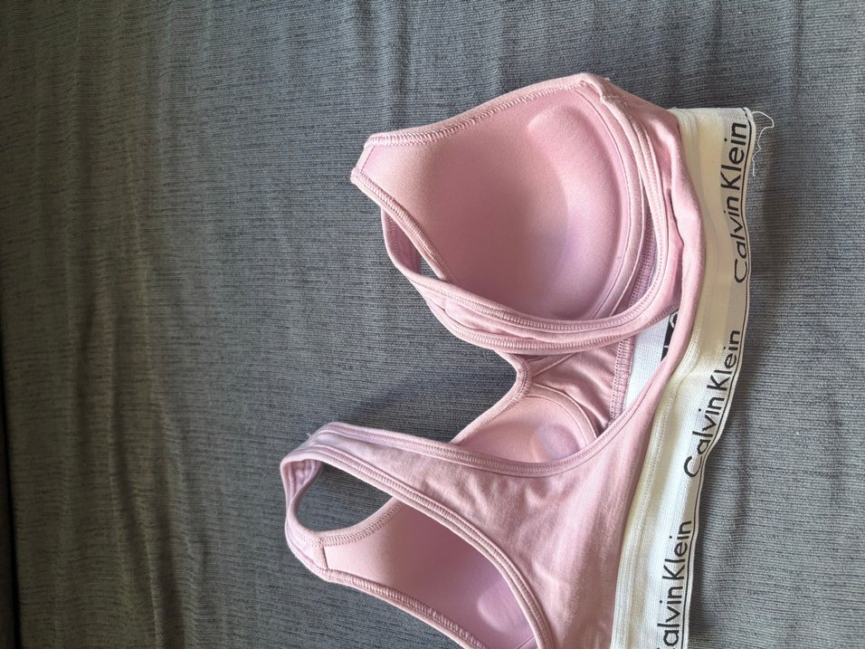 Calvin Klein Pembe Spor Sütyeni - Görsel 4