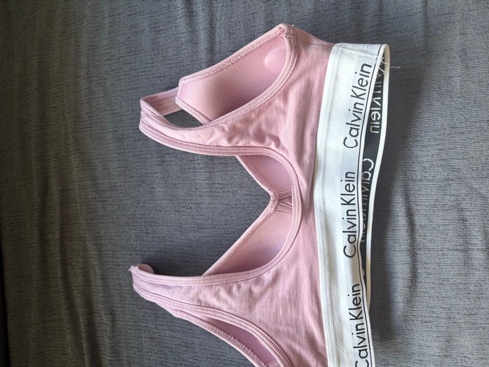 Calvin Klein Pembe Spor Sütyeni - Görsel 3