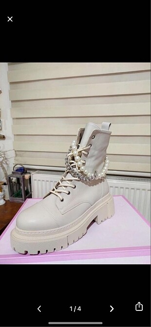 Bottt