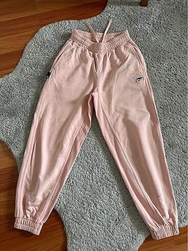 xs Beden Puma pembe eşofman