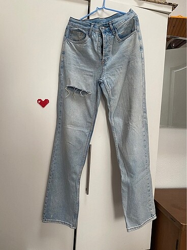 Subdued Jean