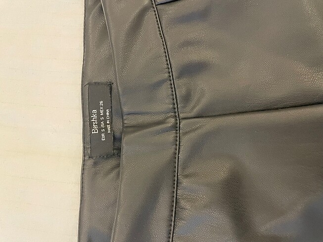 Bershka Deri pantolon