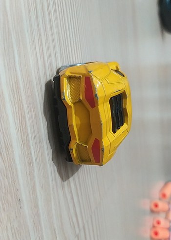 Sarı Renkli Oyuncak Araba - Görsel 2