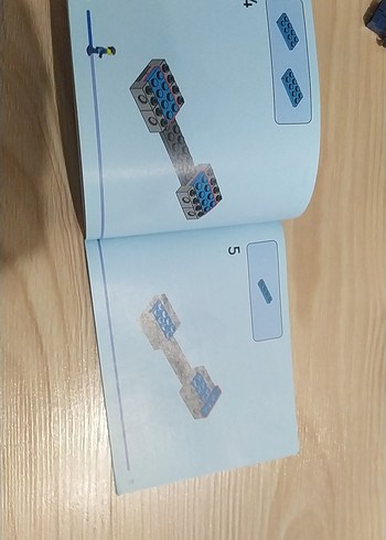 Mavi Büyük Tekerlekli Oyuncak Araba ve Figür - Görsel 5