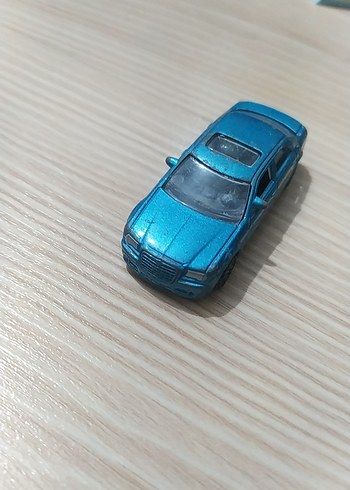 Parlak Turkuaz Oyuncak Araba - Görsel 2