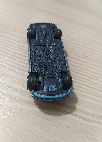 Parlak Turkuaz Oyuncak Araba - Görsel 3